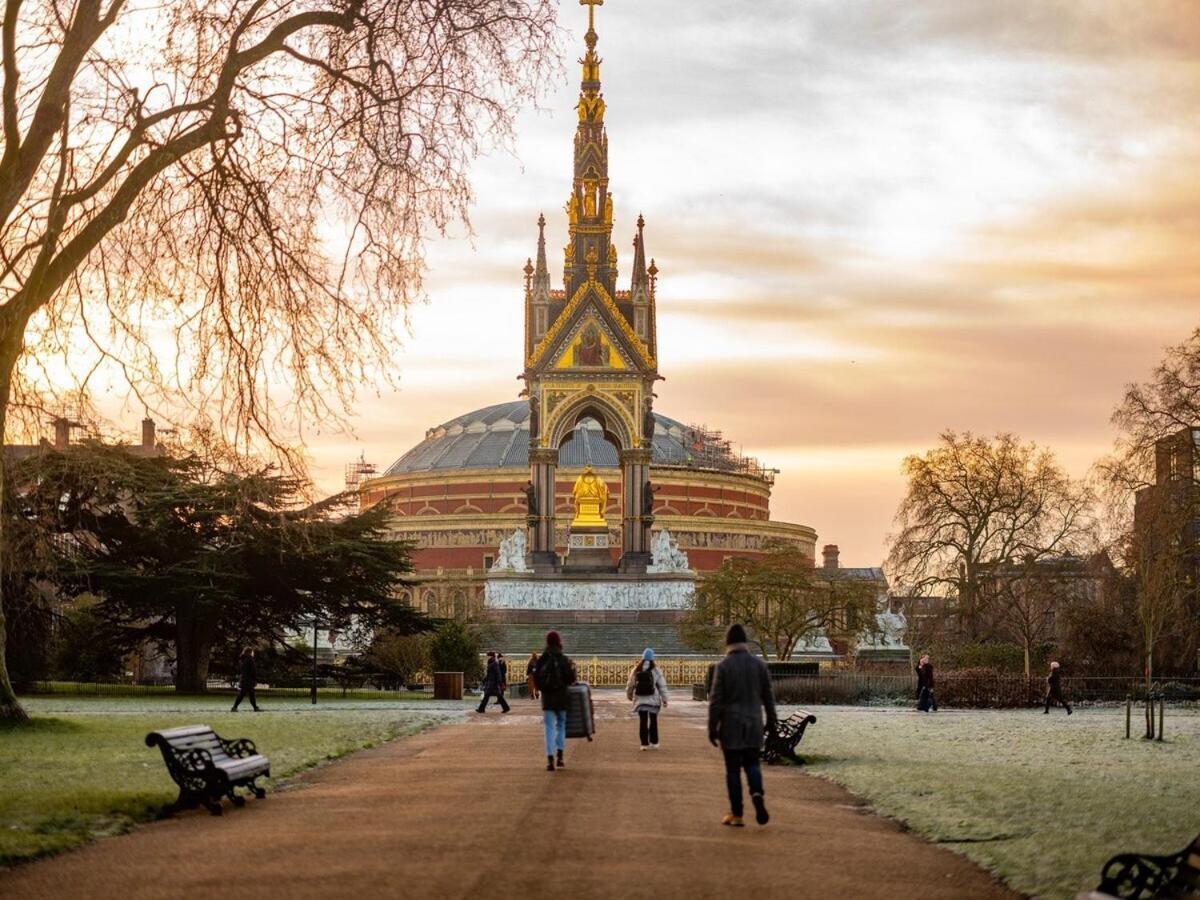 1-Bed Apartment, Close To Kensington Olympia With Free Wi-Fi & Netflix Londres Exterior foto