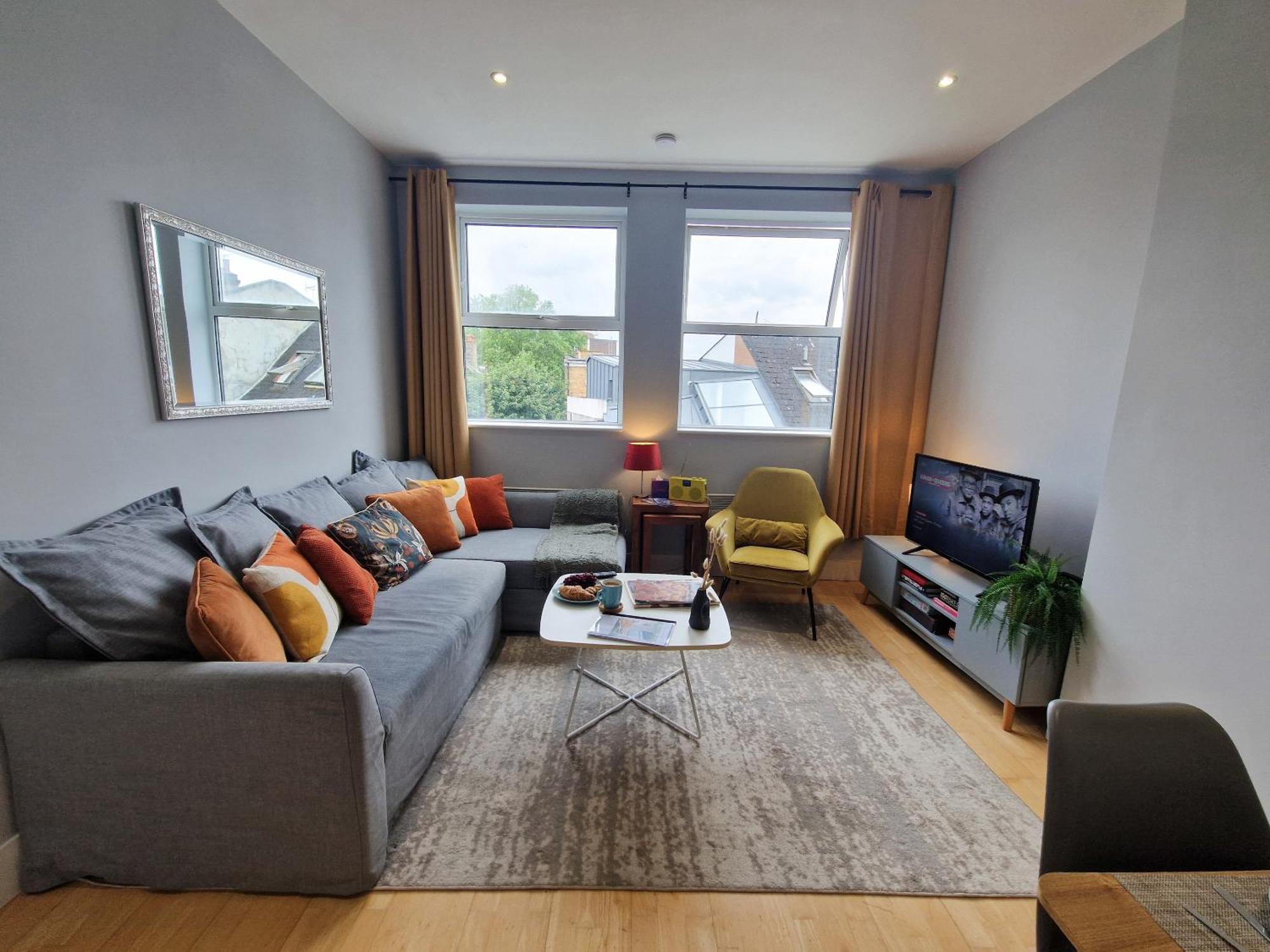 1-Bed Apartment, Close To Kensington Olympia With Free Wi-Fi & Netflix Londres Exterior foto